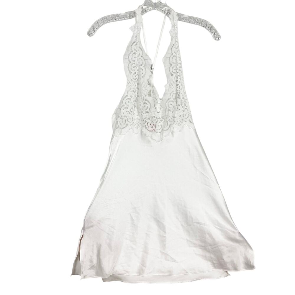 Nwot VICTORIAS SECRET Slip Dress S White Crochet Halter Backless Mini Satin